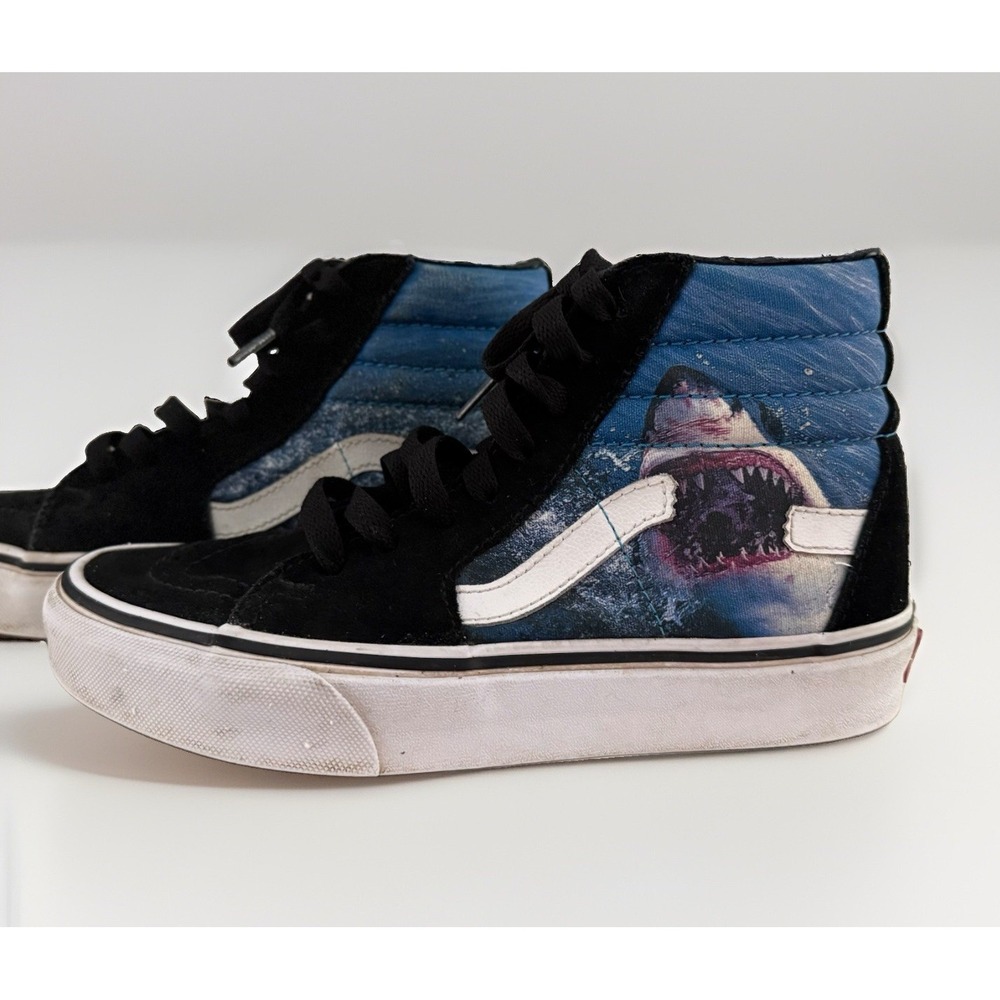 Vans Shark Week x M 4 W 5.5 Sk8- High Tops Discover Great White Shark Jaws